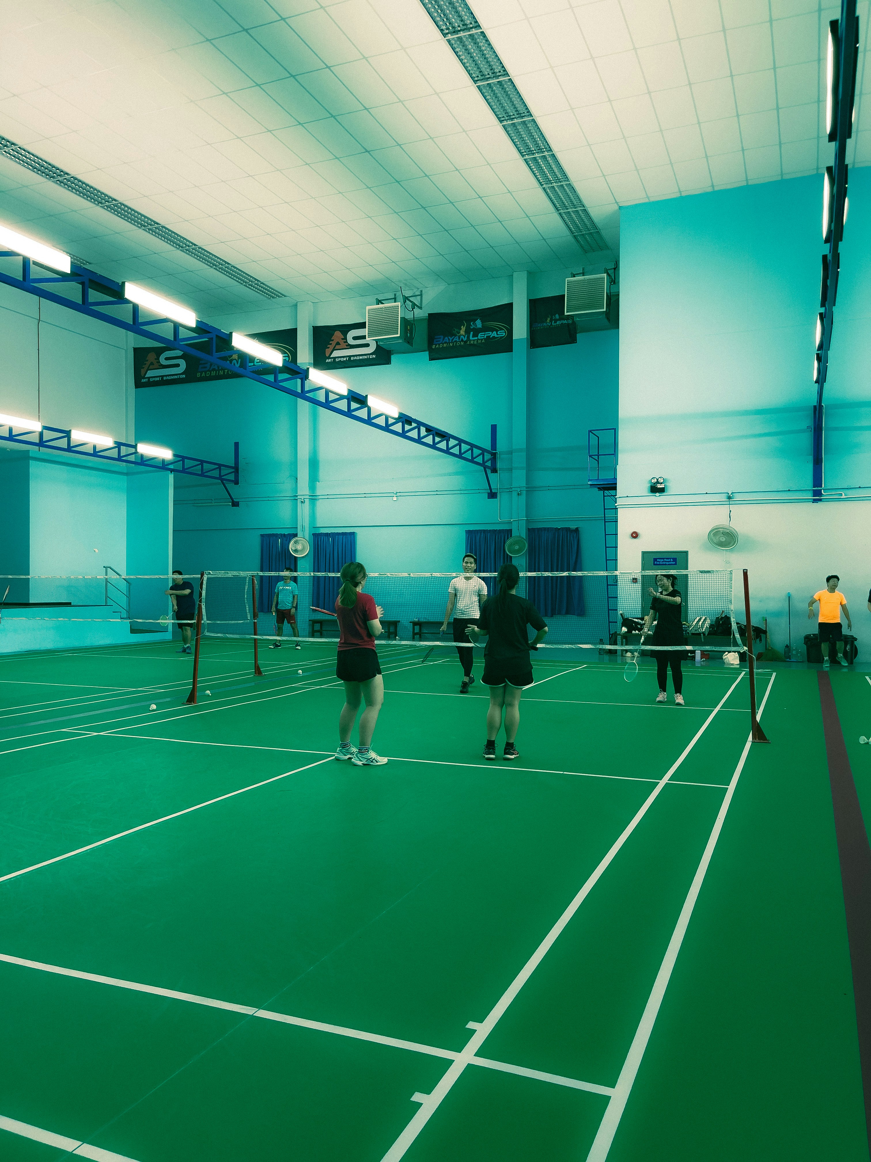 Badminton Doppel – Community in Berlin